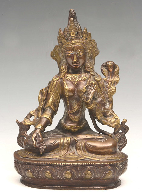 Appraisal: A SINO-TIBETAN FIGURE OF AMITAYUS with both hands in Vitarka