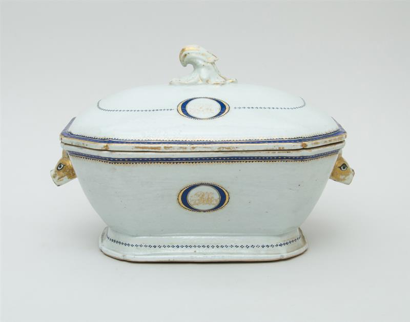 Appraisal: CHINESE EXPORT PORCELAIN CHAMFERED RECTANGULAR BOAR'S HEAD TUREEN AND COVER