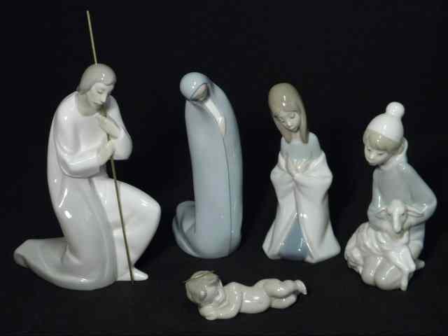 Appraisal: Lot of five Lladro Spanish porcelain nativity figures Includes Madonna