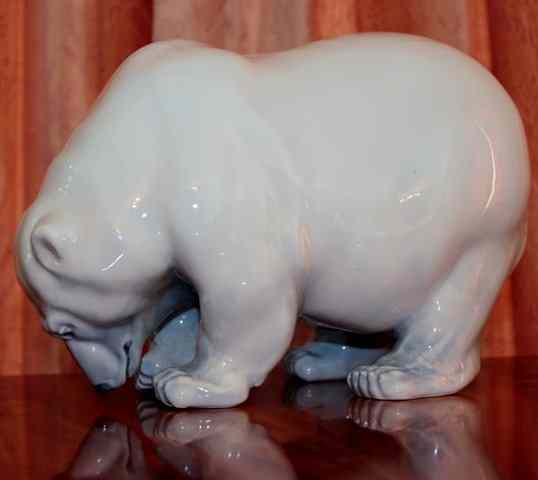 Appraisal: A LARGE ROYAL COPENHAGEN PORCELAIN FIGURE of a polar bear