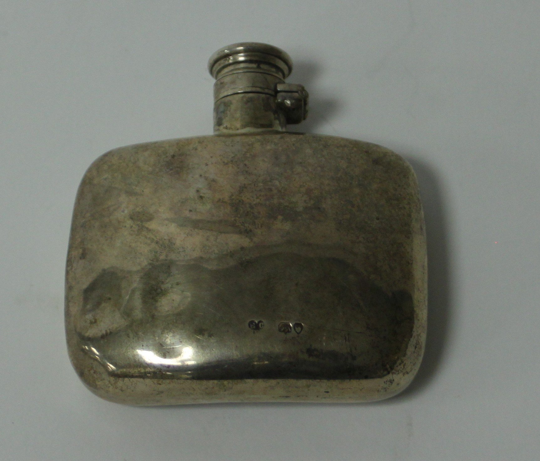 Appraisal: A small silver hip flask Edward Charles Brown London with