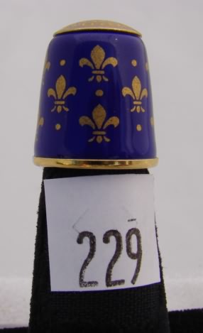 Appraisal: English brass enameled halcyon thimble