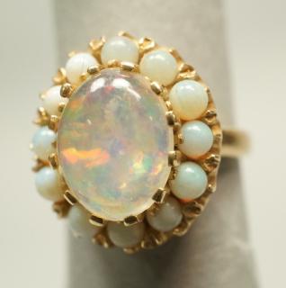 Appraisal: K Gold Opal Ladies Ring Sz K Gold Opal Ladies