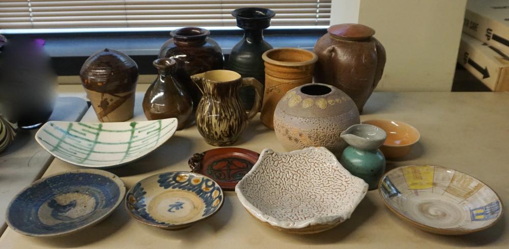 Appraisal: Collection of Assorted Contemporary American and Other Glazed Ceramic Table