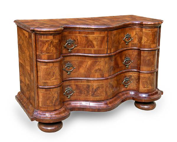 Appraisal: An Italian Baroque burl walnut serpentine commode The dramatic commode