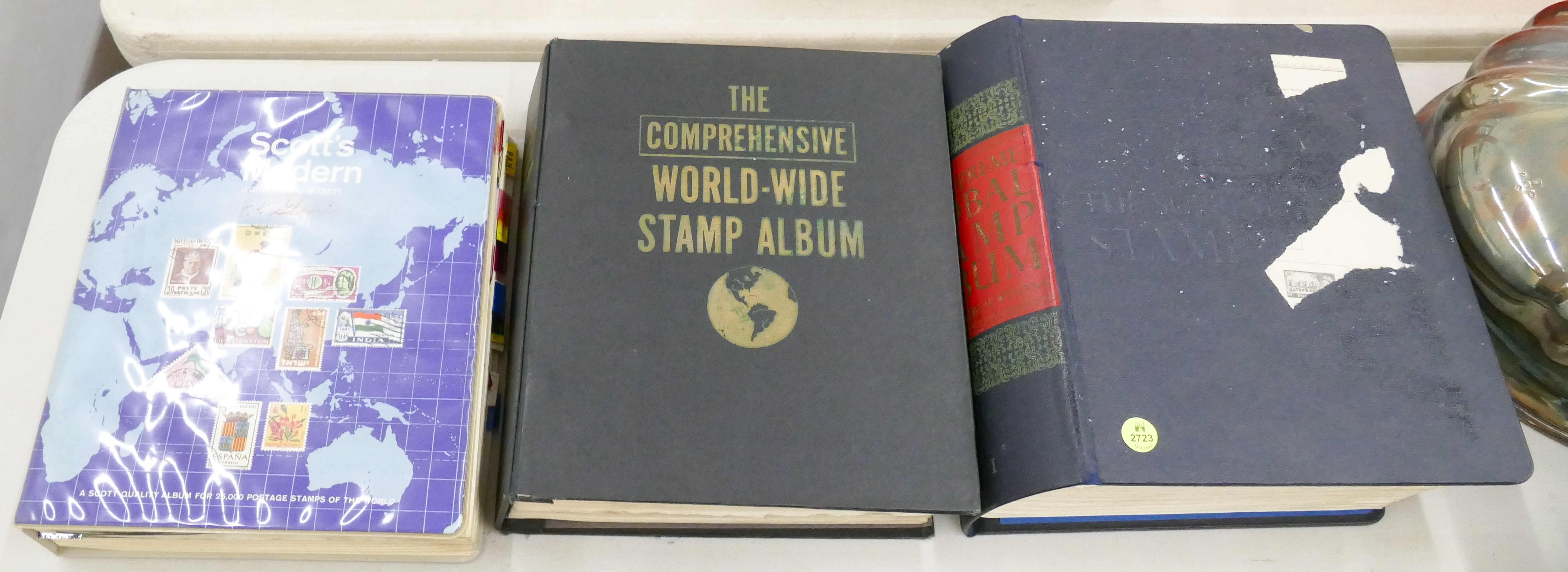 Appraisal: pc Large Vintage World Stamp Albums