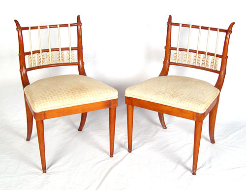 Appraisal: PAIR BEIDERMEIR STYLE SIDE CHAIRS Featuring carved arrow form splats