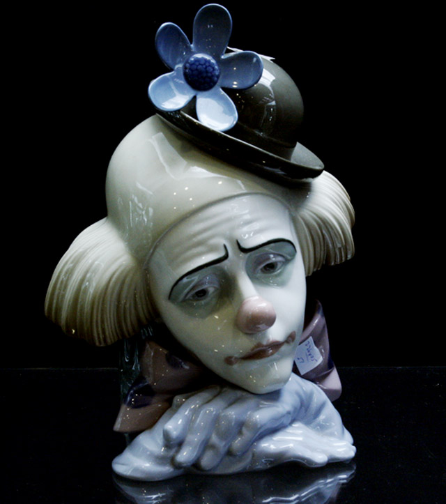 Appraisal: A Lladro figure of a clown