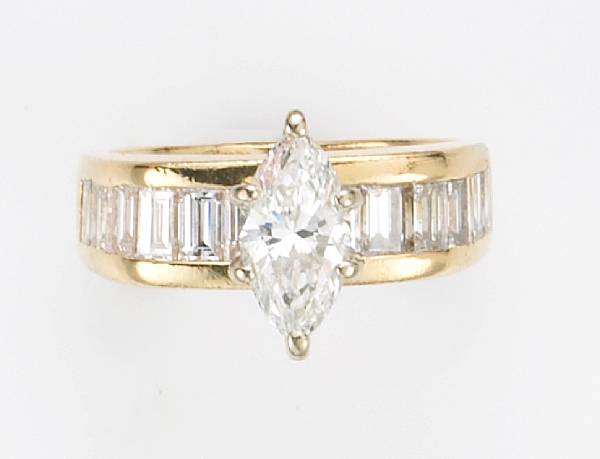 Appraisal: A diamond ring principal diamond weighing an estimated carat remaining