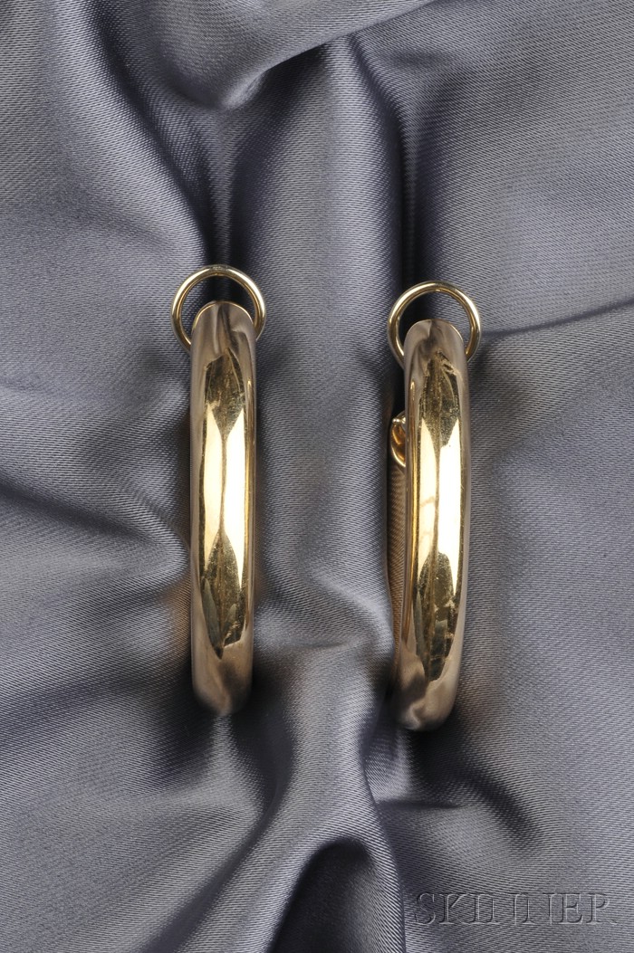 Appraisal: kt Gold Earpendants each designed as an oval hoop dwt