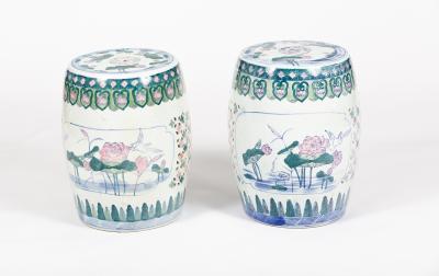 Appraisal: A pair of Chinese porcelain barrel-shaped garden seats with pierced