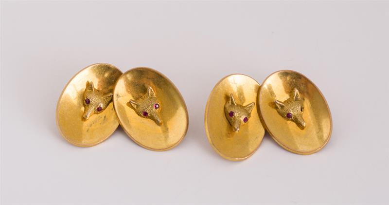 Appraisal: PAIR OF GOLD CUFFLINKS Modeled with fox heads stamped '