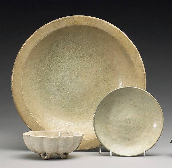 Appraisal: Three monochrome glazed ceramics The first a Ming style stoneware