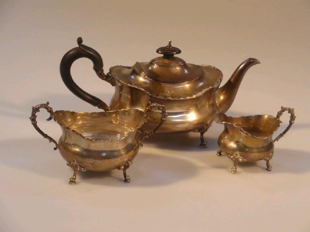 Appraisal: A George V silver tea set of three pieces of