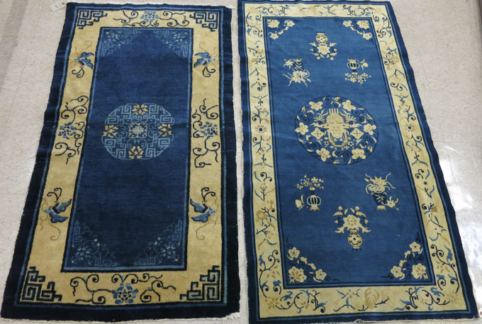 Appraisal: A PAIR OF HAND KNOTTED PEKING AREA RUGS traditional Chinese