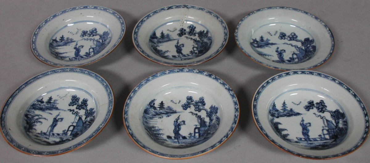 Appraisal: A set of six Chinese blue and white porcelain bowls