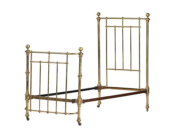 Appraisal: PAIR OF SINGLE BRASS BEDS Late th early th century