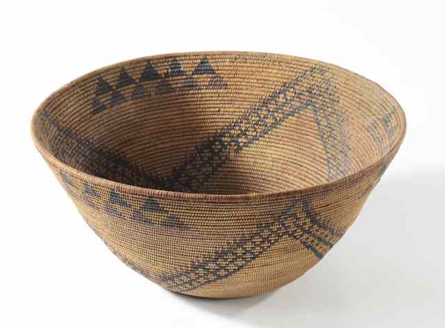 Appraisal: WASHOE INDIAN BASKET Great Basin tribe California or Nevada of