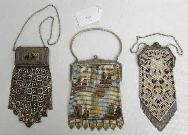 Appraisal: Lot Deco mesh purses