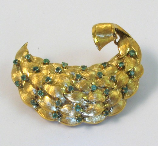 Appraisal: EMERALD AND EIGHTEEN KARAT GOLD PENDANT BROOCH - in length