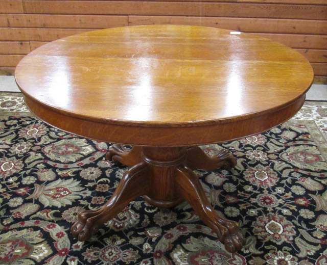 Appraisal: ROUND OAK PEDESTAL DINING TABLE American late th century the