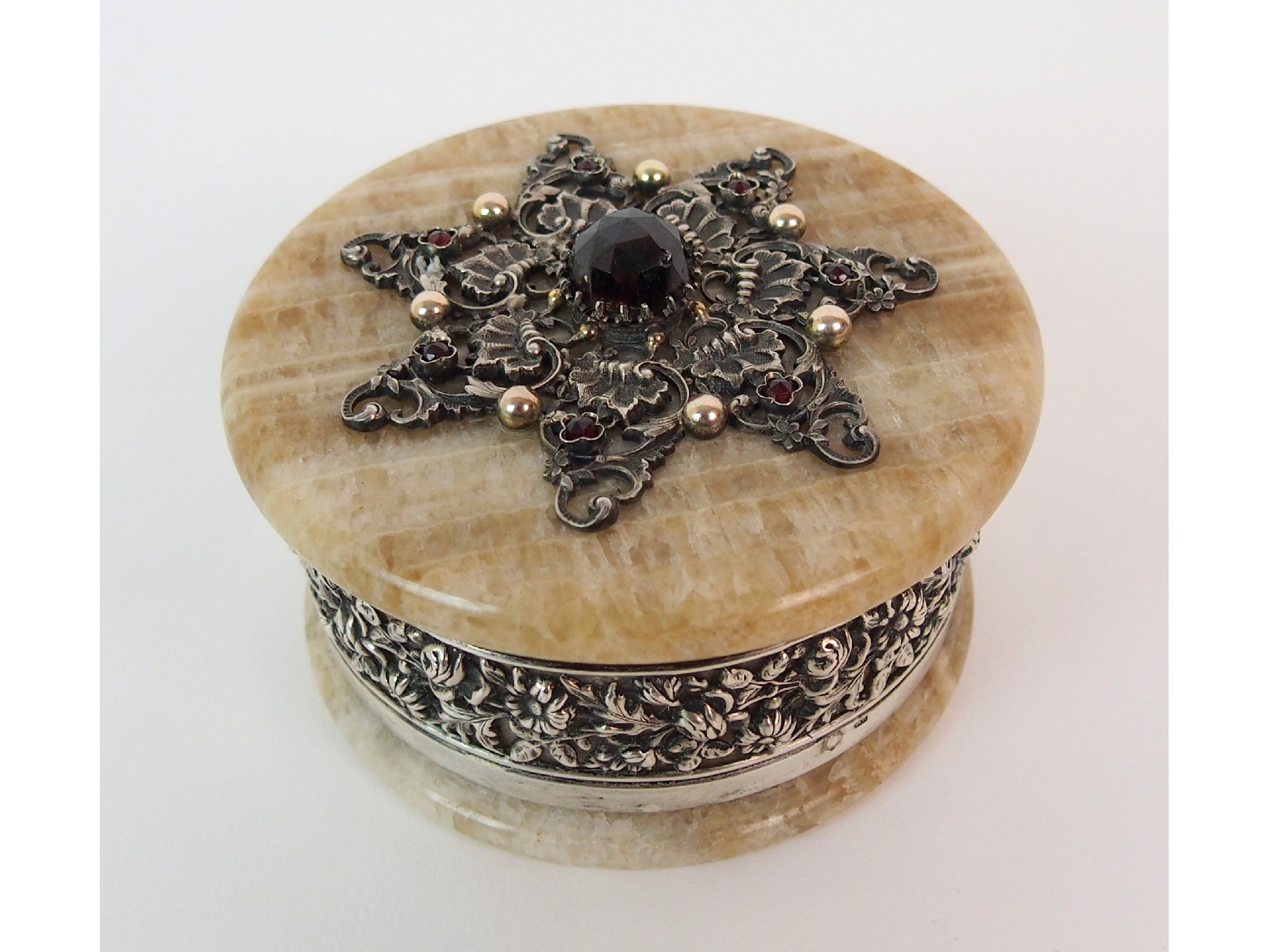 Appraisal: A th Century Austro-Hungarian argonite and silver circular box and