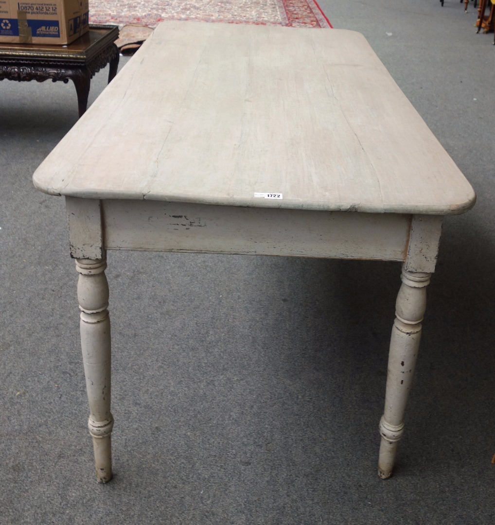 Appraisal: An early th century later grey painted pine kitchen table