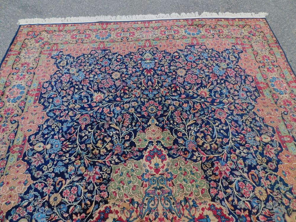 Appraisal: OLD PERSIAN ROOM SIZE RUG Semi-antique Persian Kashan room size