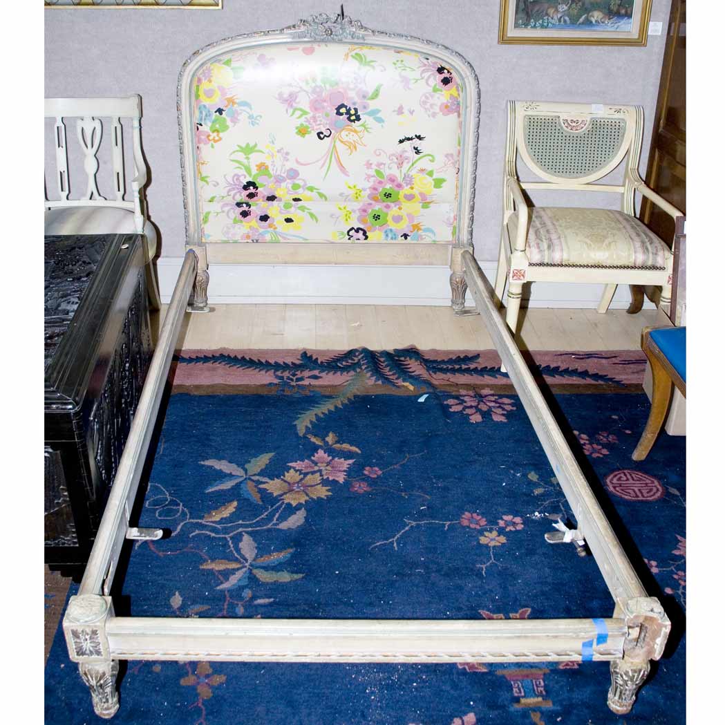 Appraisal: Pair of Louis XV Style Painted Twin-Size Bedsteads