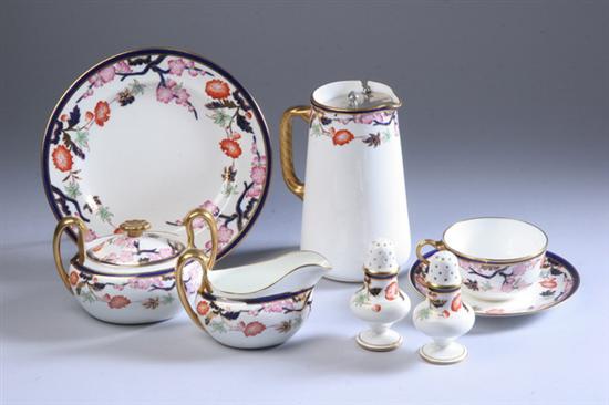 Appraisal: -PIECE WEDGWOOD PORCELAIN PARTIAL LUNCHEON SERVICE late th century X