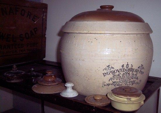 Appraisal: A Doulton Co Improved Bread Pan with associated lid and