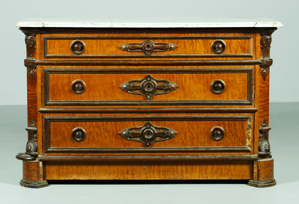 Appraisal: - Victorian Chest of Drawers Victorian chest of drawers with