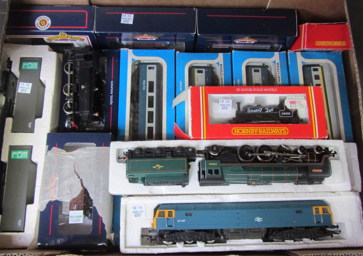 Appraisal: A Hornby OO gauge 'Britannia' locomotive and tender together with