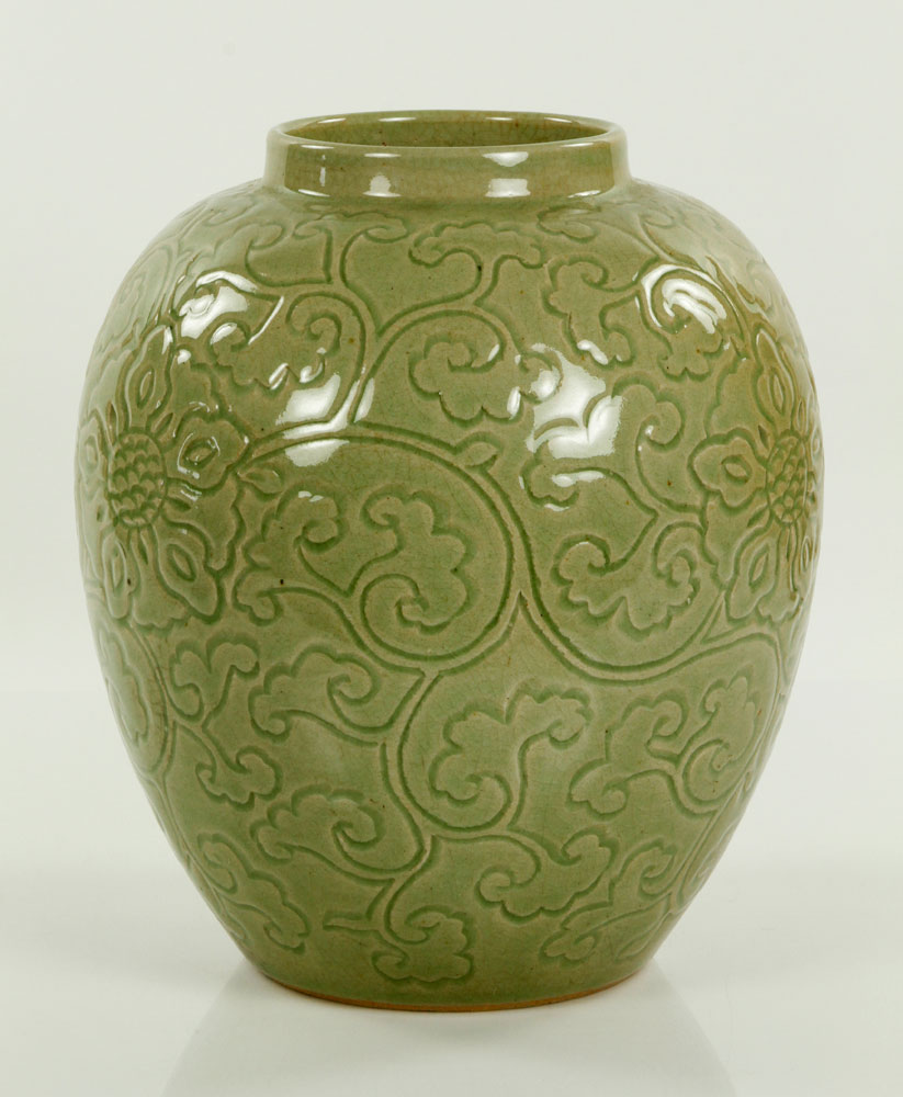 Appraisal: - th C Chinese Celadon Vase th century celadon vase