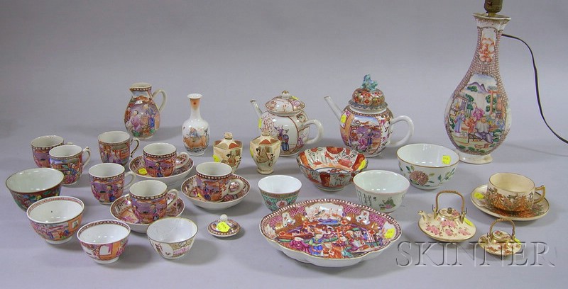 Appraisal: Approximately Thirty Pieces of Chinese and Japanese Export Porcelain Tableware