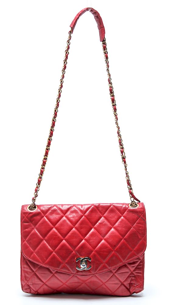 Appraisal: Chanel Vintage Red Leather Shoulder Bag Chanel vintage red leather