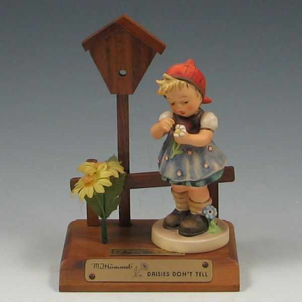 Appraisal: Hummel Daisies Don't Tell No figurine marked Exclusive Special Edition