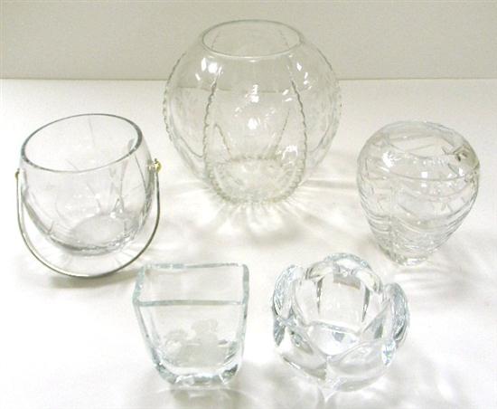 Appraisal: Four art glass vases and an ice bucket including a