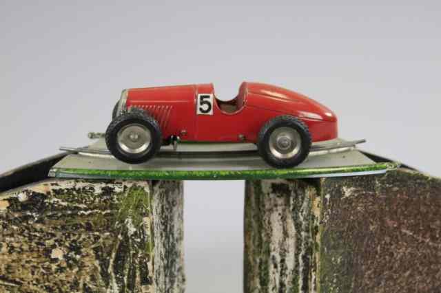 Appraisal: MARKLIN RACE CAR TRACK SET Germany features red race car