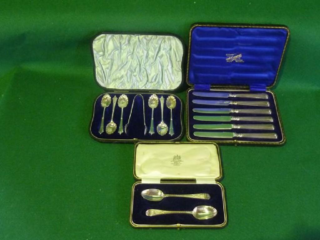 Appraisal: A cased set of silver spoons and tongs hallmarks possibly