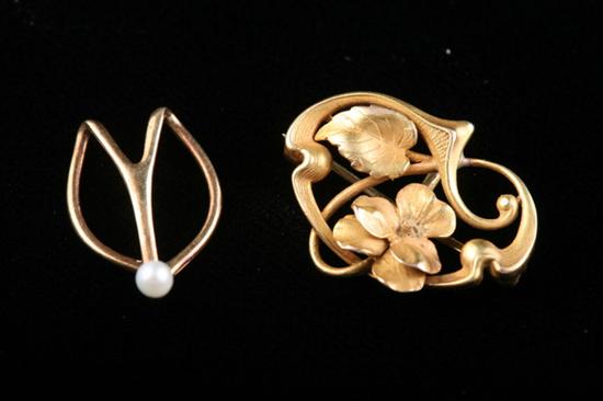 Appraisal: TWO GOLD PINS AND ONE PENDANT Oval brooch D Pearl