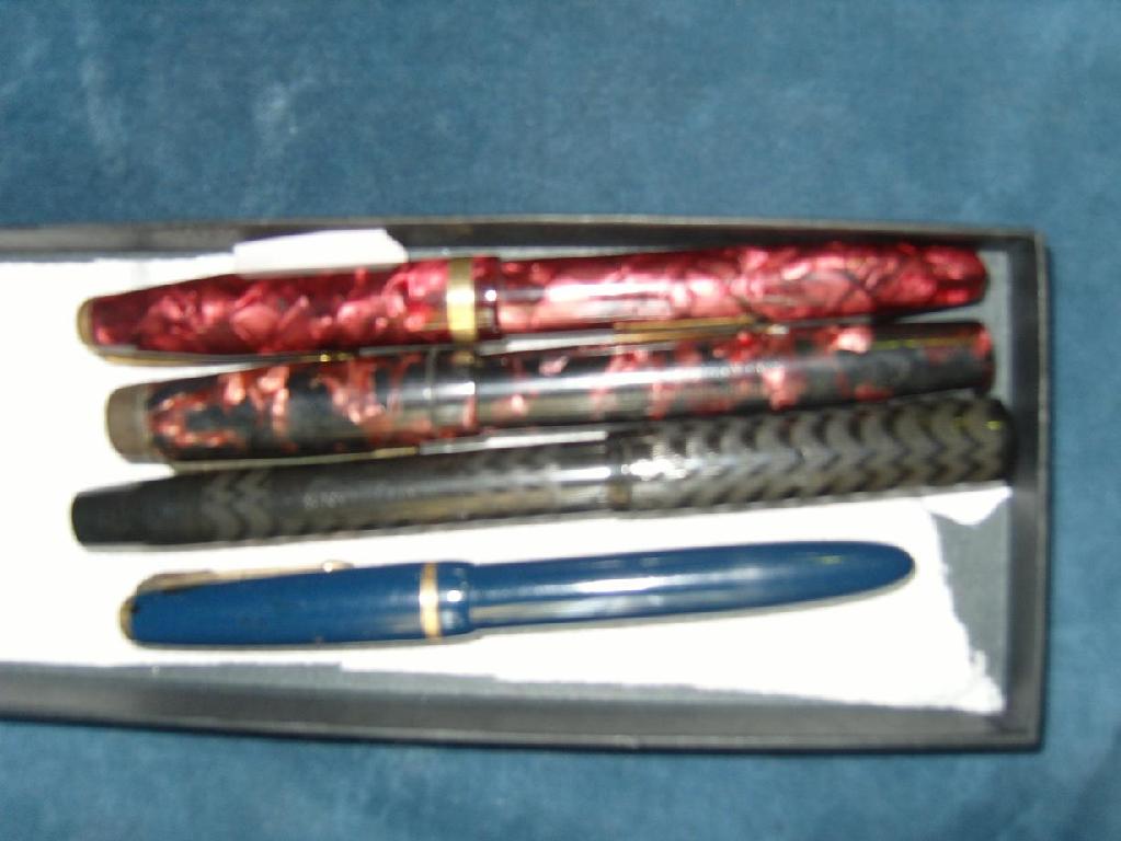 Appraisal: A small collection of four fountain pens including examples by