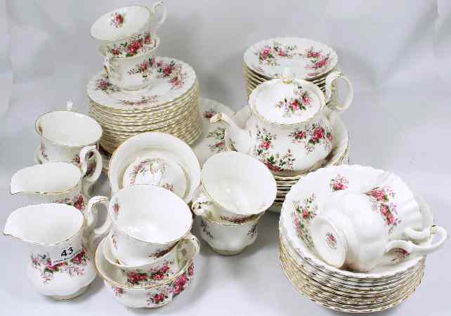 Appraisal: A large collection of Royal Albert Lavender Rose Tea Wares