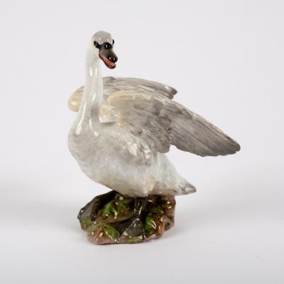 Appraisal: A Meissen model of a swan circa blue crossed swords