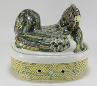 Appraisal: Chinese Export Porcelain Chicken Covered Tureen CHINA EARLY TH CENTURY