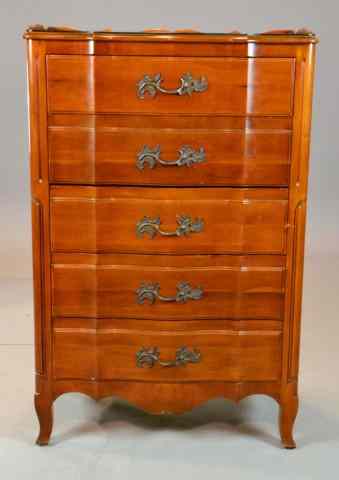 Appraisal: John Widdicomb Co Women's Maple DresserFive drawer curved front dresser