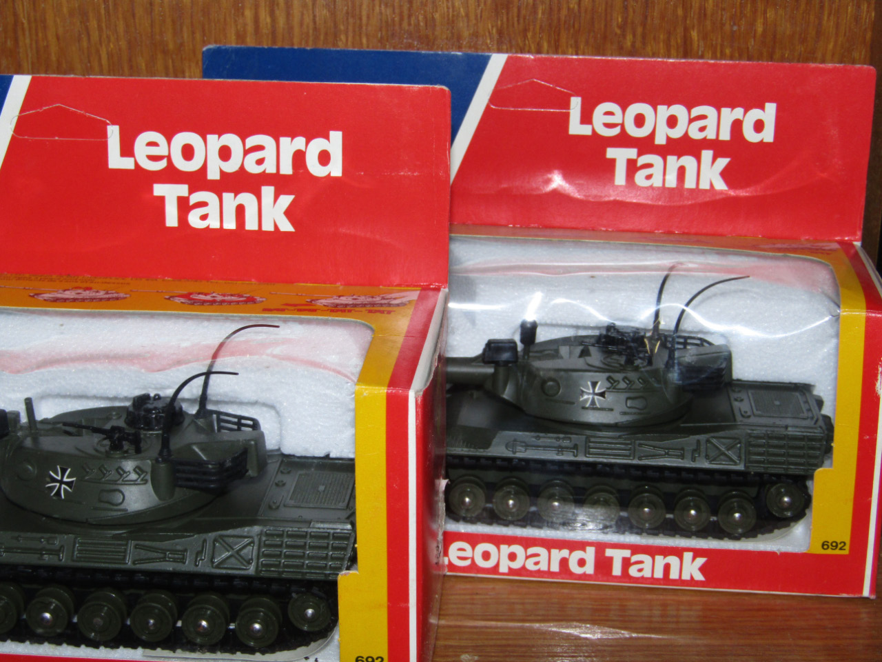 Appraisal: Two Dinky Die-Cast Toys model Leopard Tanks no in original