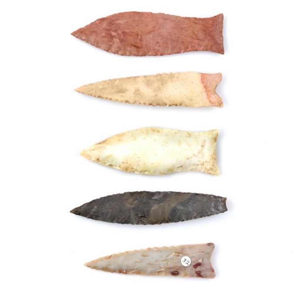 Appraisal: FIVE MODERN PALEO NATIVE AMERICAN FLINT POINTS BLADES ARTIFACTS Five