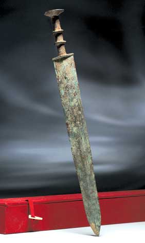 Appraisal: WARRING STATES BRONZE SWORD Chinese Warring States Period archaic bronze