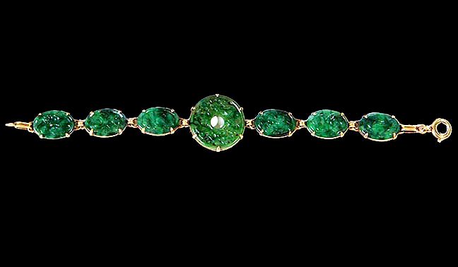 Appraisal: JADE BRACELET A SPINACH JADE BRACELET PROBABLY EARLY TH CENTURY